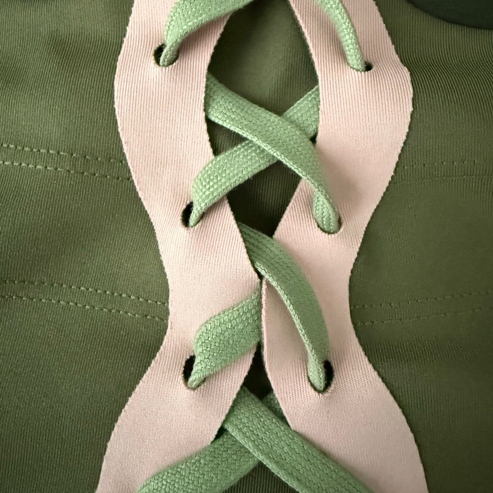 Nike AF1 Sports Bra with Lace-Up Detail - Picture 4 of 10